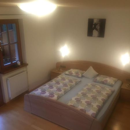 Apartments Dilln Guetl 티레스 외부 사진